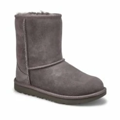 UGG Girl's Classic II Sheepskin Boot - Chestn -Ugg 1017703K GREY XXX