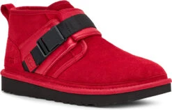 UGG Men's Neumel Snapback -Ugg ugg mens neumel snapback samba red 1118570 sbr 93650.1656727519