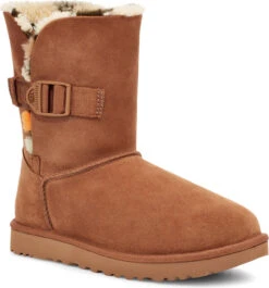 UGG Women's Bailey Buckle Cali Collage -Ugg ugg womens bailey buckle cali collage chestnut olive 1122720 ctol 34198.1611610212